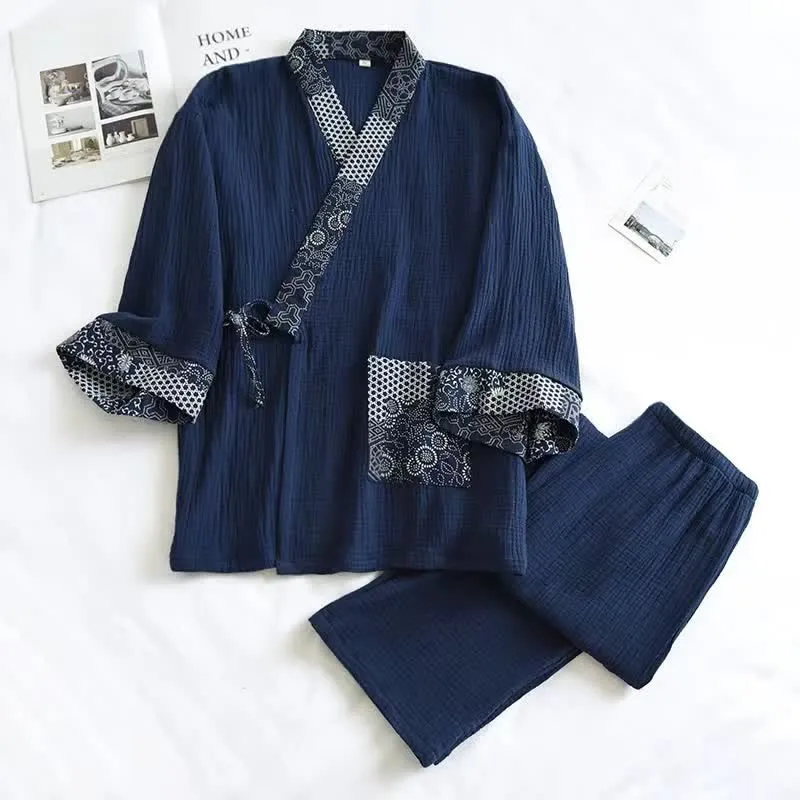 Kimono-Pyjama aus Baumwollgaze im Ethno-Stil