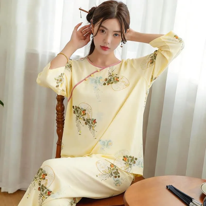 Pyjama-Set mit frischem orientalischem Muster