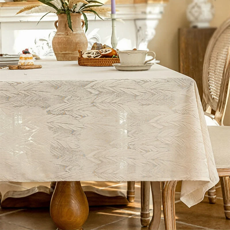 Tischdecke mit Blattmuster und Jacquard-Design