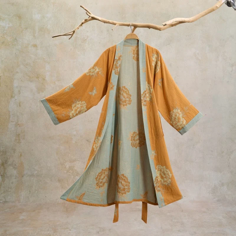 Kimono-Bademantel aus Baumwollgaze mit gelber Pfingstrose