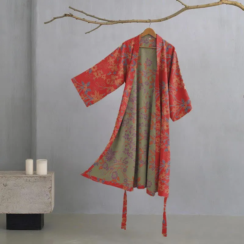 Vintage-Bademantel aus rustikalem Baumwolljacquard mit Blumenmuster