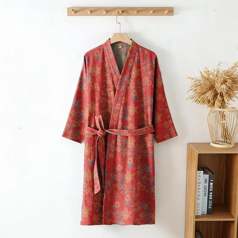 Vintage-Bademantel aus rustikalem Baumwolljacquard mit Blumenmuster