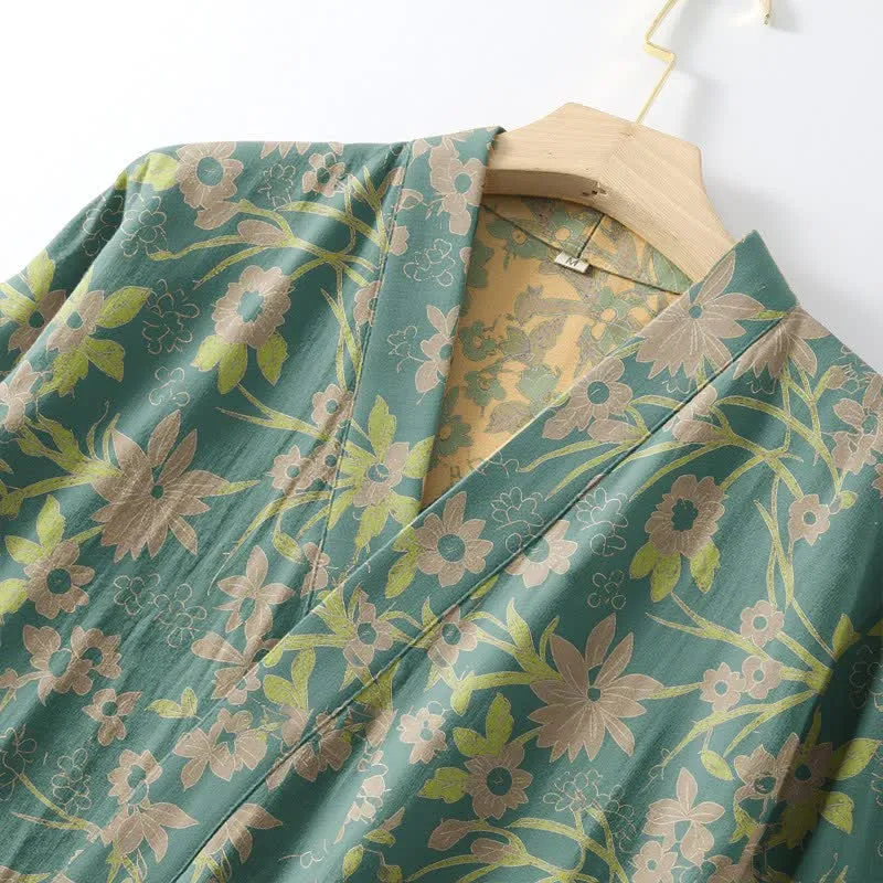 Vintage-Bademantel aus rustikalem Baumwolljacquard mit Blumenmuster