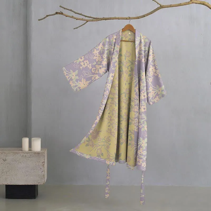 Vintage-Bademantel aus rustikalem Baumwolljacquard mit Blumenmuster