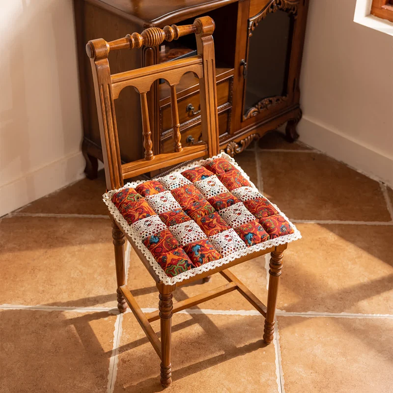 Boho-Chic quadratisches Stuhlkissen mit Spitzenrand