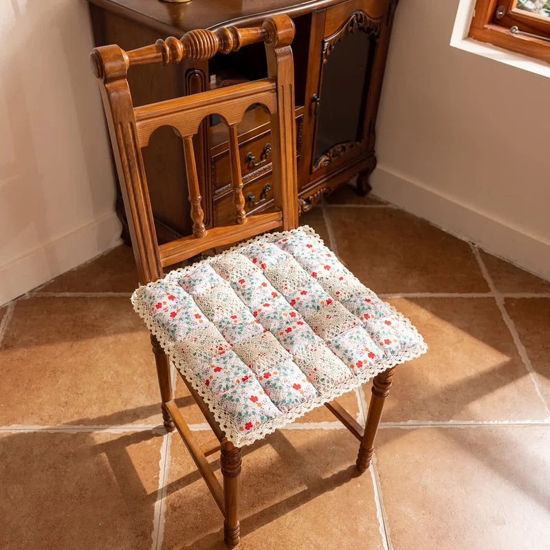 Shabby Chic Stuhlkissen mit Blumenmuster