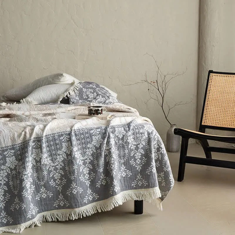 Vintage-Baumwollgaze-Decke mit Blumenmuster