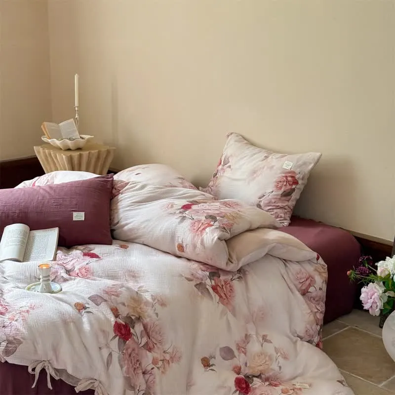 Elegantes Rosen-Bettwäscheset aus Baumwolle mit Bindebändern (4-teilig)