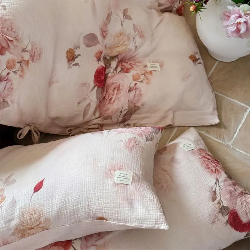 Elegantes Rosen-Bettwäscheset aus Baumwolle mit Bindebändern (4-teilig)