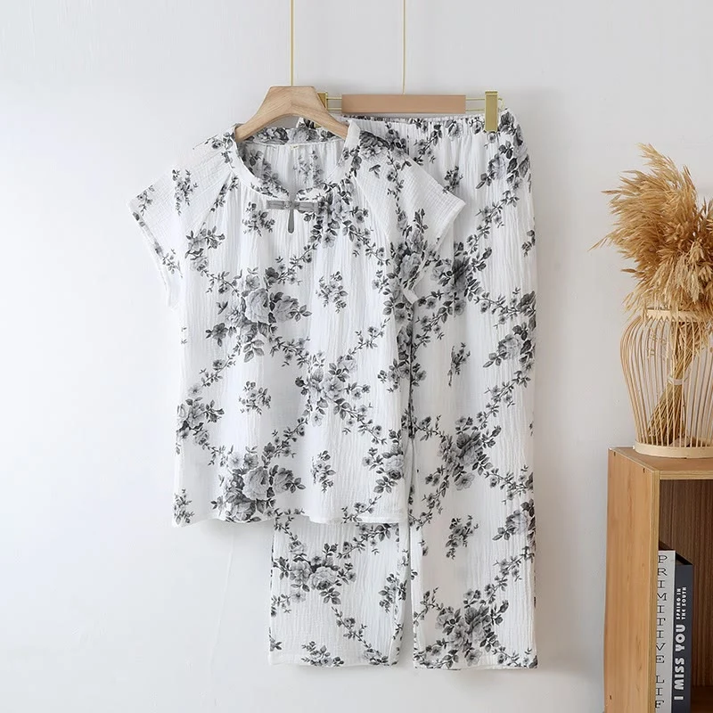 Vintage-Pyjama-Set aus Baumwollgaze mit Pfingstrosenmuster