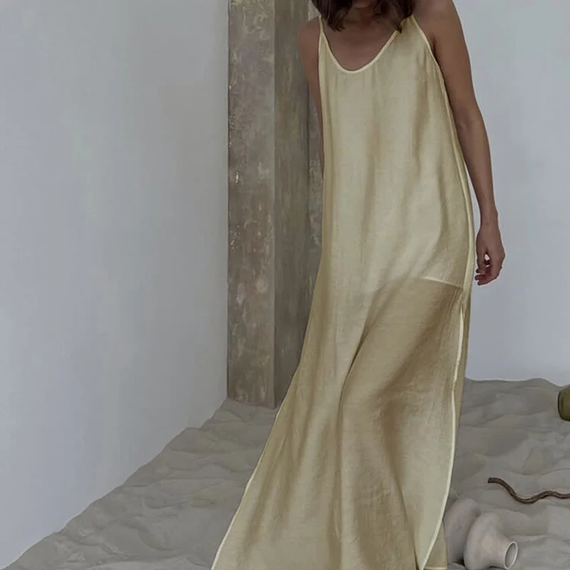 Loungekleid in Unifarbe mit Seitenschlitz