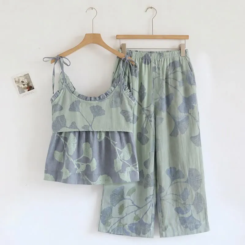Ginkgo-Blatt-Pyjama-Set mit Rüschen und Cami-Oberteil
