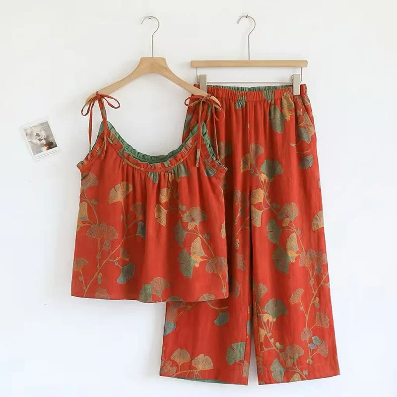 Ginkgo-Blatt-Pyjama-Set mit Rüschen und Cami-Oberteil
