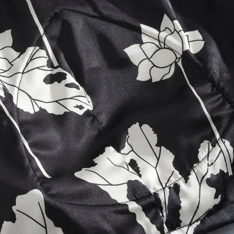 Schwarzes Pyjama-Set mit geblümtem Cami-Shorts