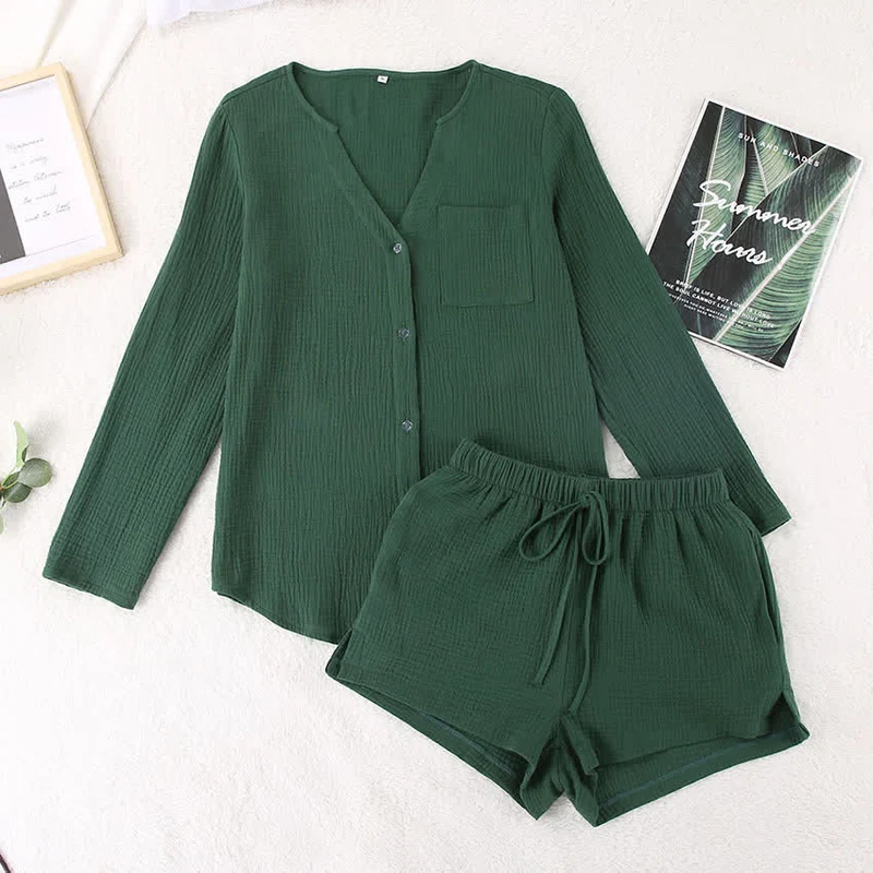 Pyjama-Set aus langärmeligem Oberteil und Shorts