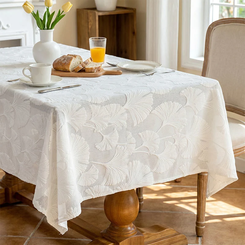 Elegante Tischdecke mit Ginkgoblatt-Jacquardmuster