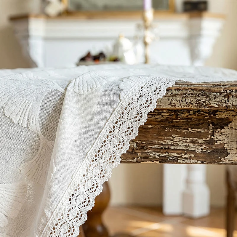 Elegante Tischdecke mit Ginkgoblatt-Jacquardmuster