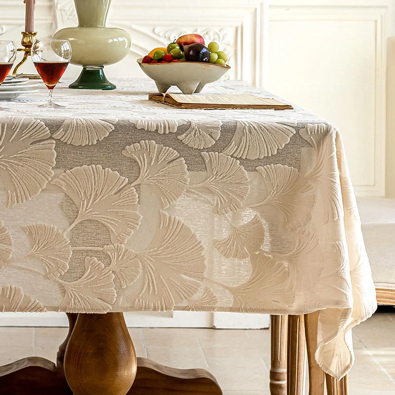 Elegante Tischdecke mit Ginkgoblatt-Jacquardmuster