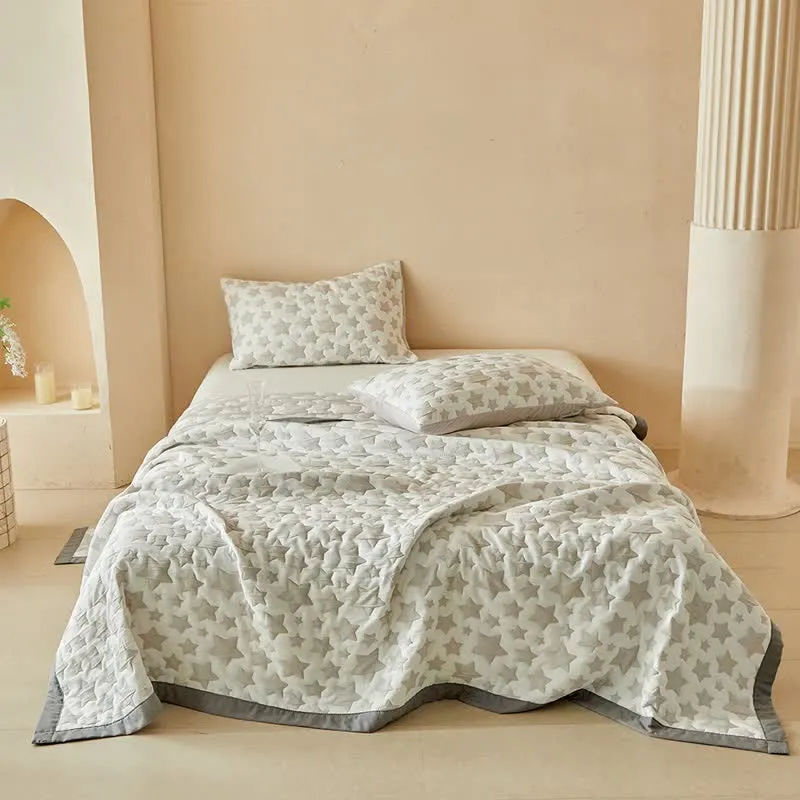 Wende-Quilt-Set mit neutralem Sternenmuster