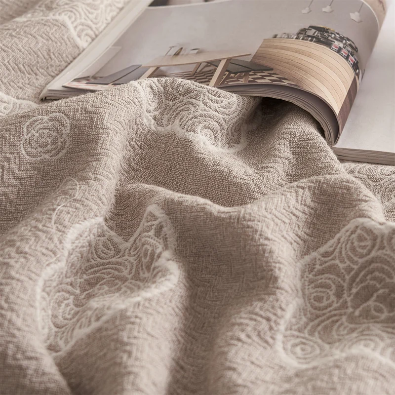 Orientalische Ruyi Cloud Jacquard 3-lagige Gaze-Steppdecke