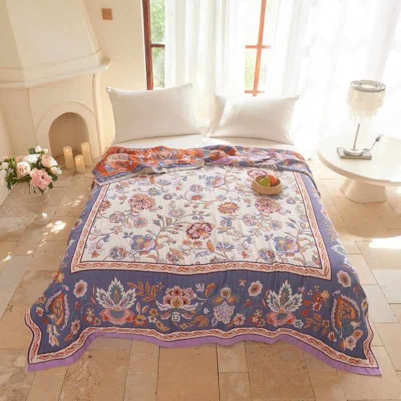 Baumwoll-Steppdecke mit böhmischem Rand und Blumenmuster