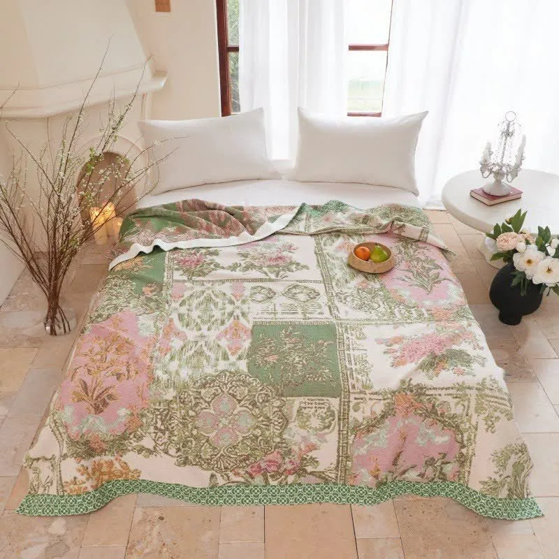 Patchwork-Steppdecke aus Baumwollgaze mit Blumenmuster