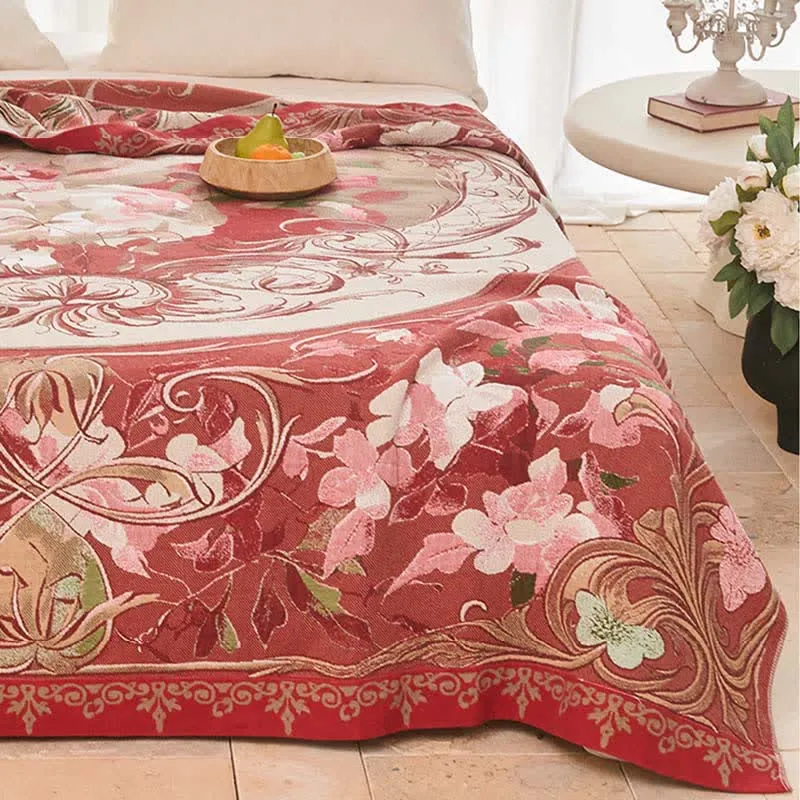 Steppdecke aus Baumwollgaze mit Medaillonmuster und Blumenmuster