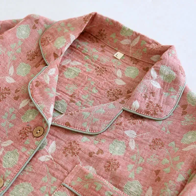 Pyjama-Set aus Baumwolle im Vintage-Stil mit Rosenjacquardmuster