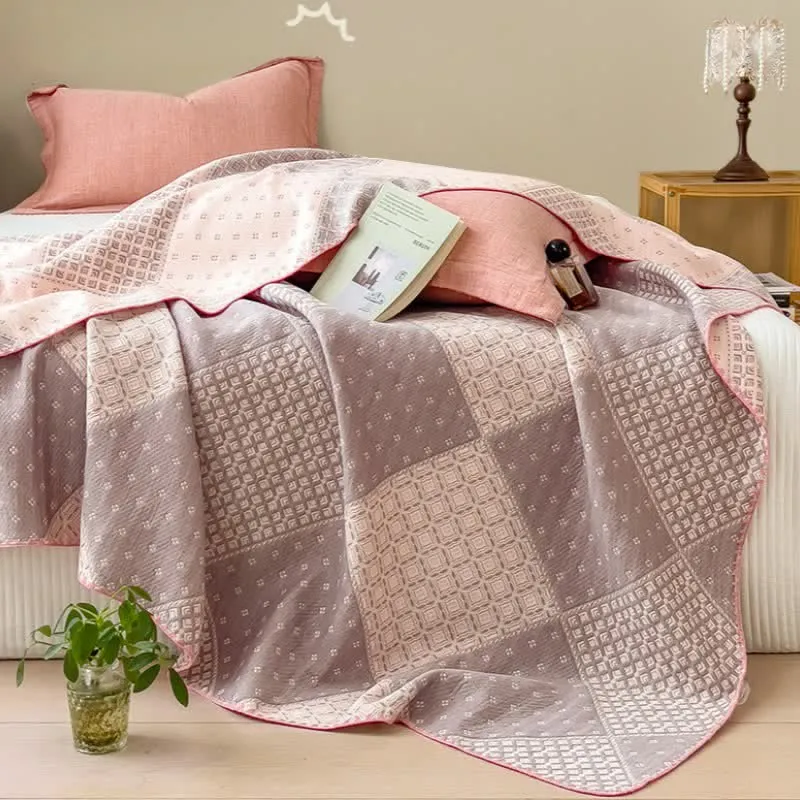 Geometrische Patchwork-Baumwoll-Dreifach-Gaze-Steppdecke