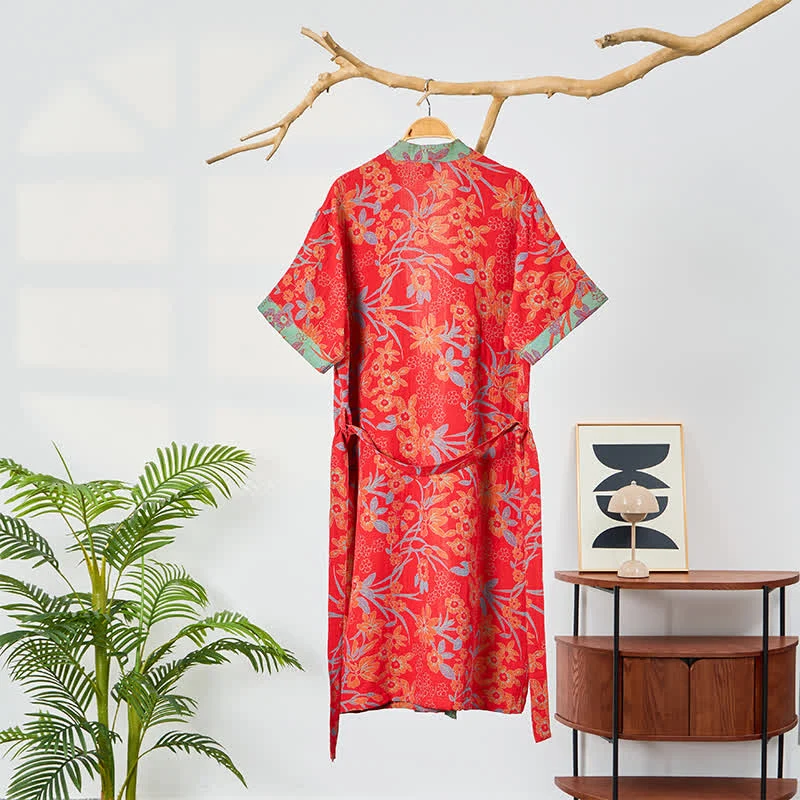 Kimono-Bademantel aus böhmischem Musselin mit Blumenmuster