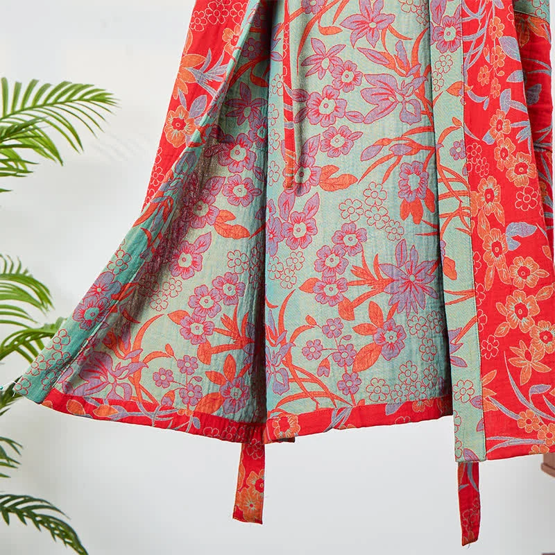 Kimono-Bademantel aus böhmischem Musselin mit Blumenmuster