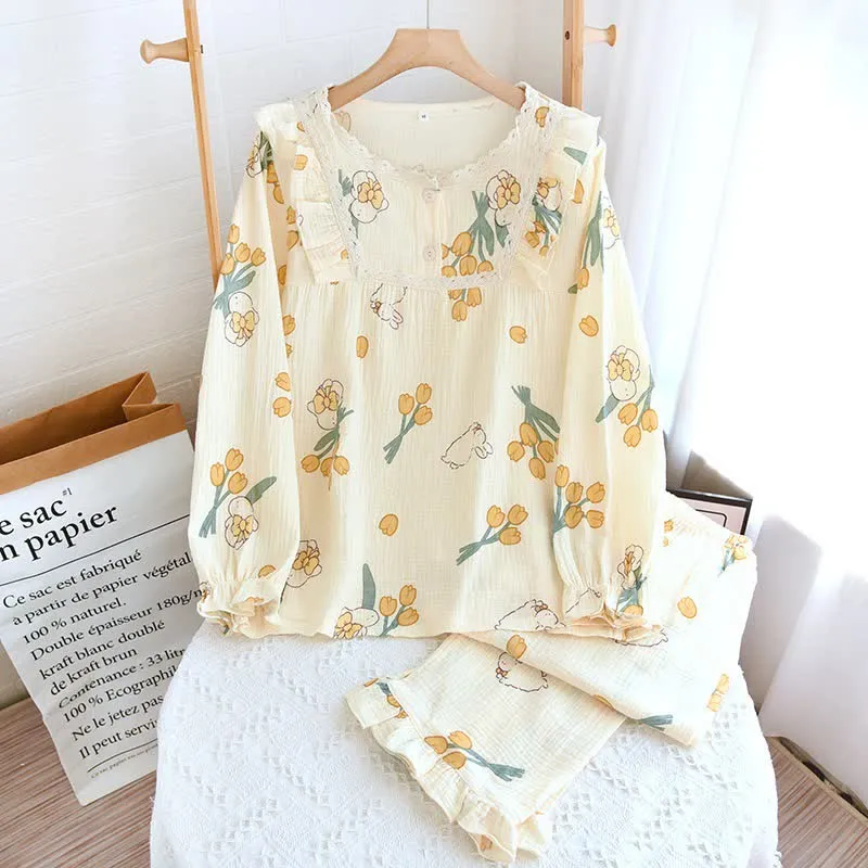 Tulpen- und Hasen-Pyjama-Set aus Baumwollgaze