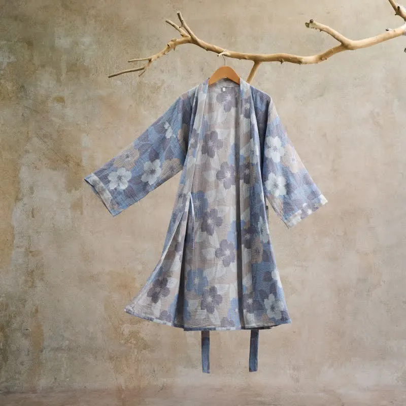 Kimono-Bademantel aus Baumwollgaze mit Kirschblütenmuster