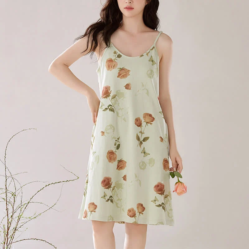 Elegantes ärmelloses Nachtkleid in Rosenform