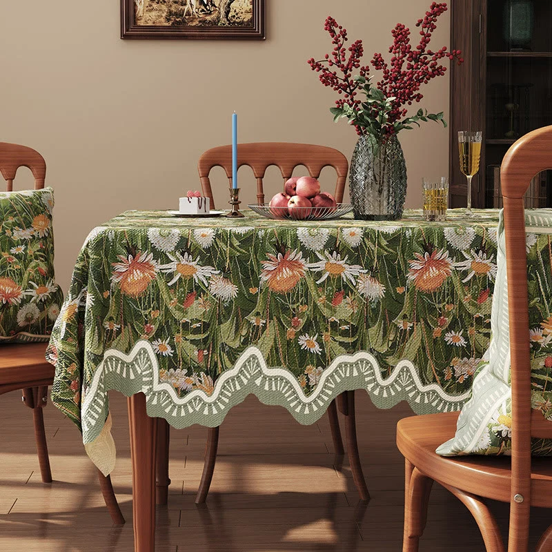 Tischdecke mit Waldblumen- und Gänseblümchenmuster