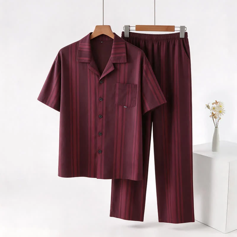 Loungewear-Set aus Baumwolle mit burgunderfarbenen vertikalen Streifen