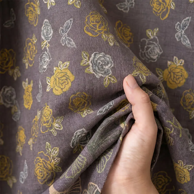 Taupe-gelber Kimono-Bademantel mit Vintage-Blumenmuster