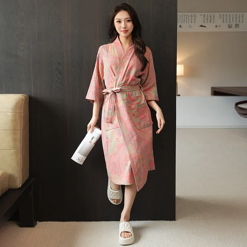 Kimono-Bademantel aus doppellagigem Baumwollgewebe mit Blumenmuster