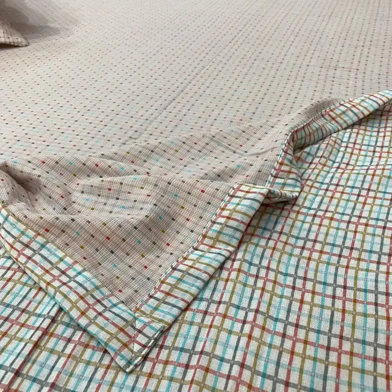 Buntes, wendbares Baumwoll-Bettlaken mit Vichy-Karo