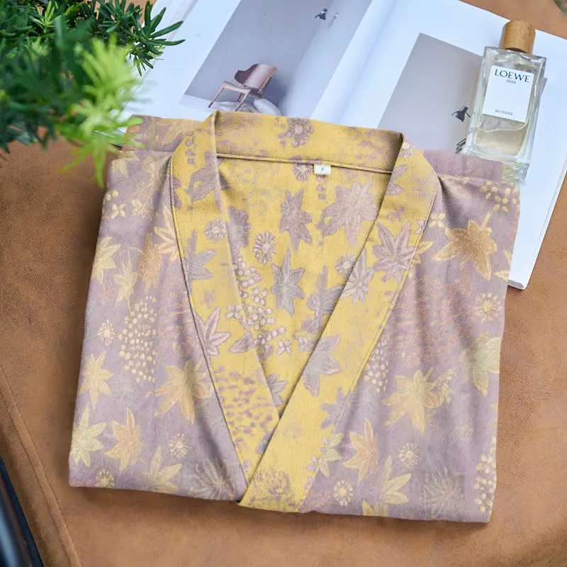 Kimono-Bademantel aus doppellagigem, botanischem Baumwollgewebe
