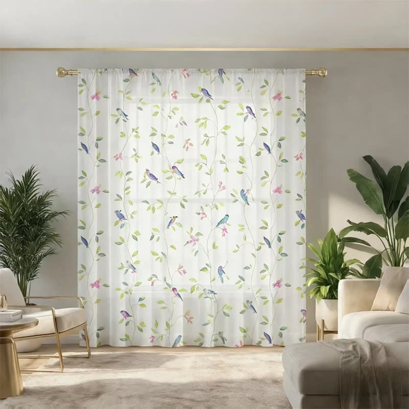 Vorhang im Landhausstil mit Vogel- und Blättermotiv