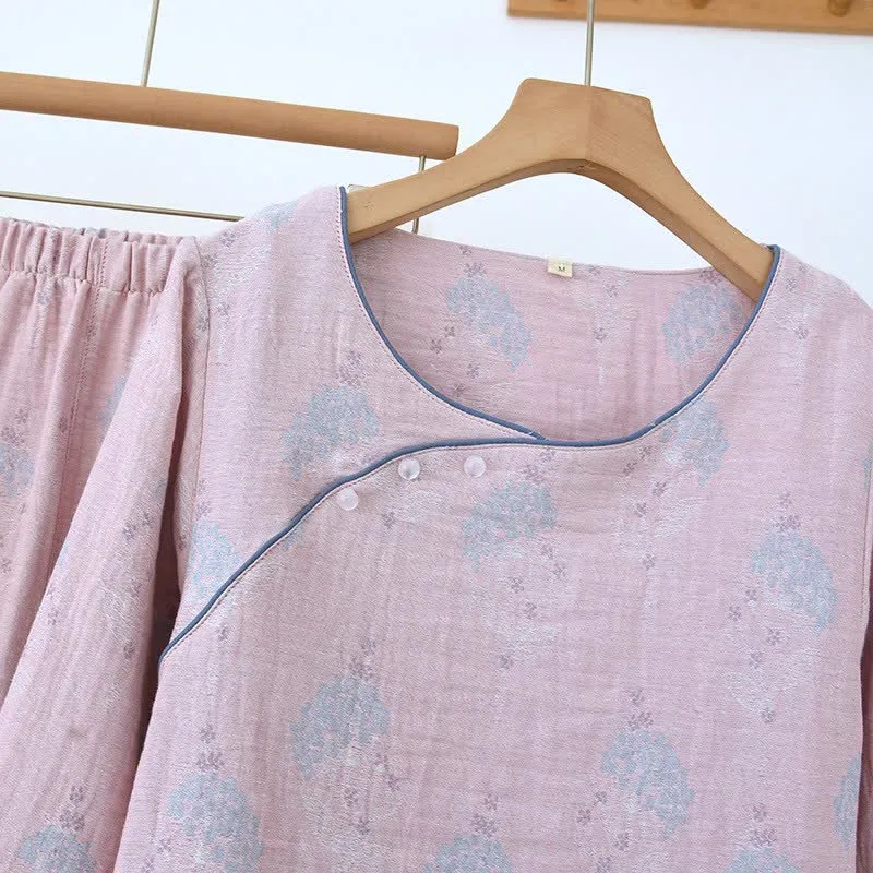 Pyjama-Set aus Baumwolle im Vintage-Stil mit dezentem Blumenmuster