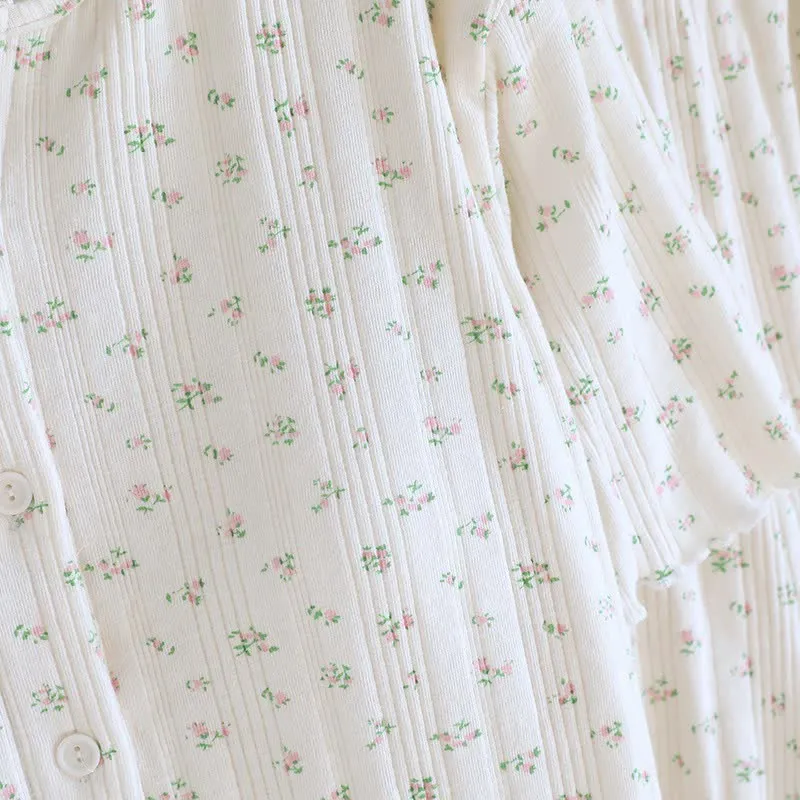 Pyjama-Set aus Baumwoll-Jacquard mit ländlichem Blumenmuster