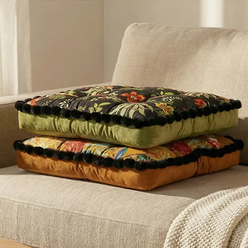 Vintage-Sitzkissen mit Blumenmuster und Pomponborte