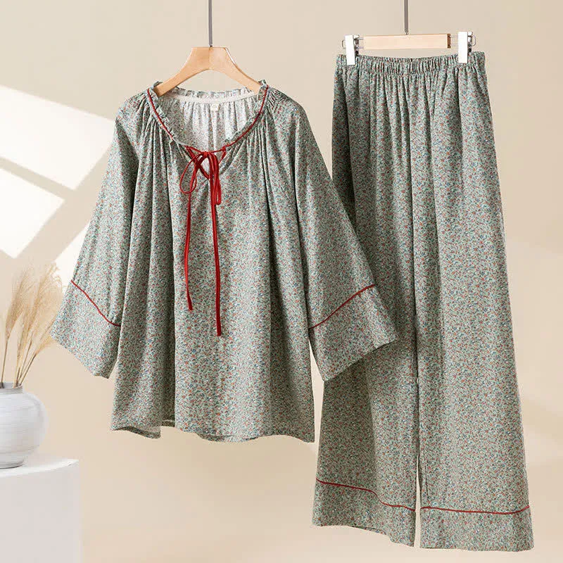 Grünes, geblümtes Loungewear-Set aus Baumwolle mit Rüschen