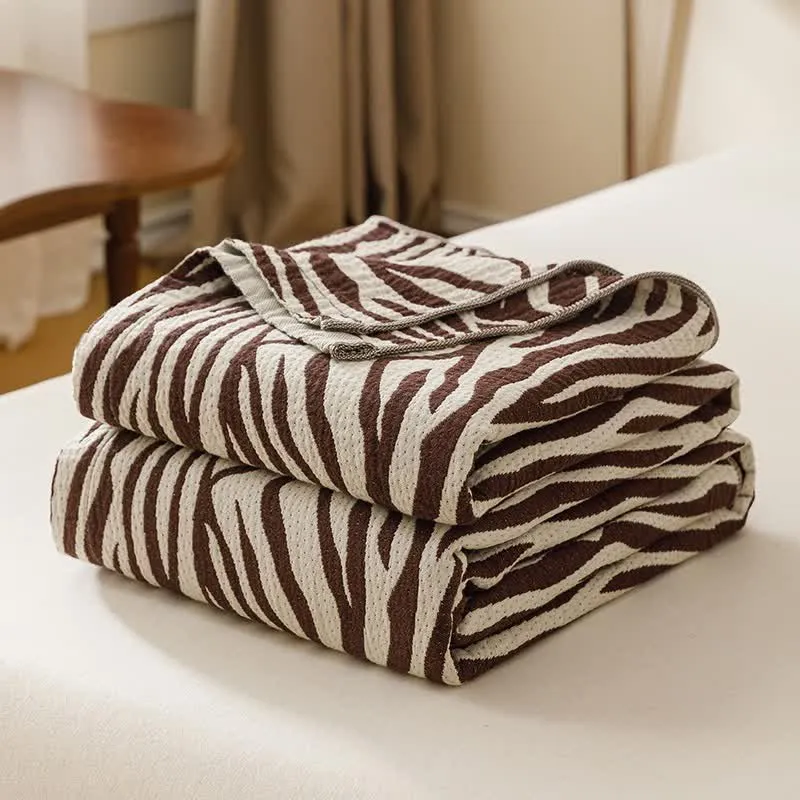 Moderne Zebra-Streifen-Steppdecke aus reiner Baumwolle