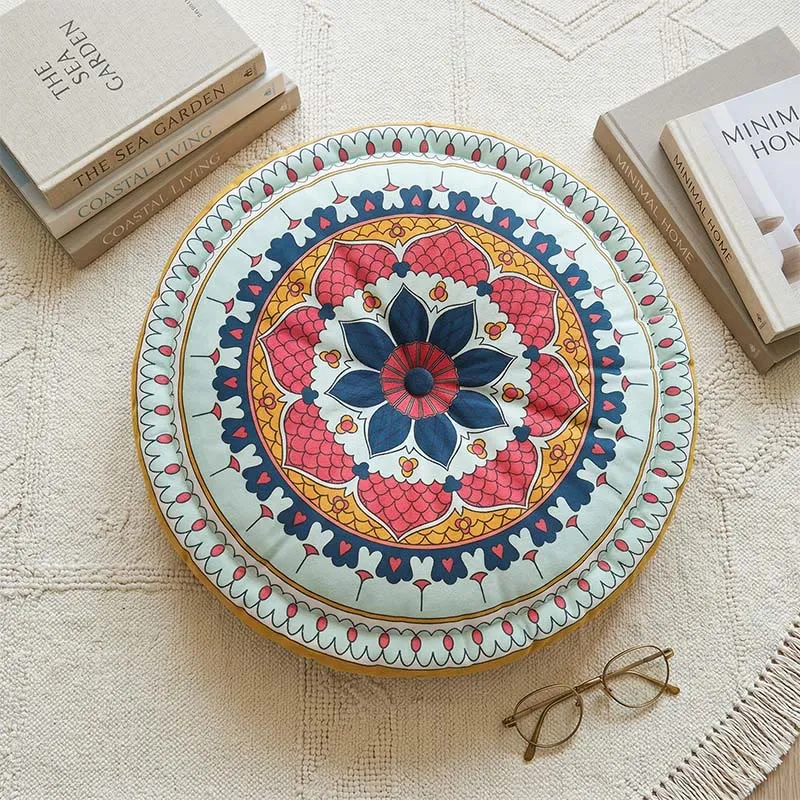 Mandala-Blattkissen im Boho-Stil
