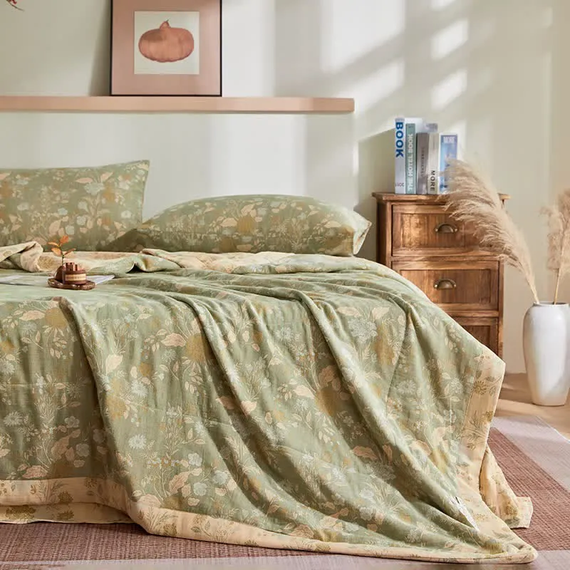 Baumwollgaze-Jacquard-Steppdecke mit Blumenmuster und Blättern