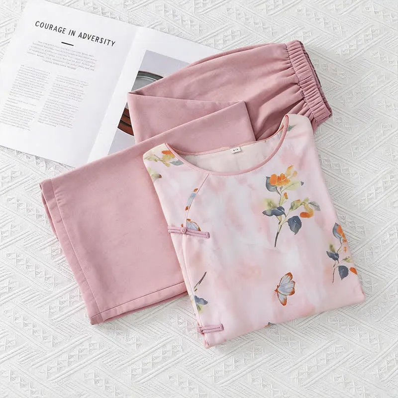 Loungewear-Set mit Schmetterlings- und Blumenmuster im orientalischen Stil