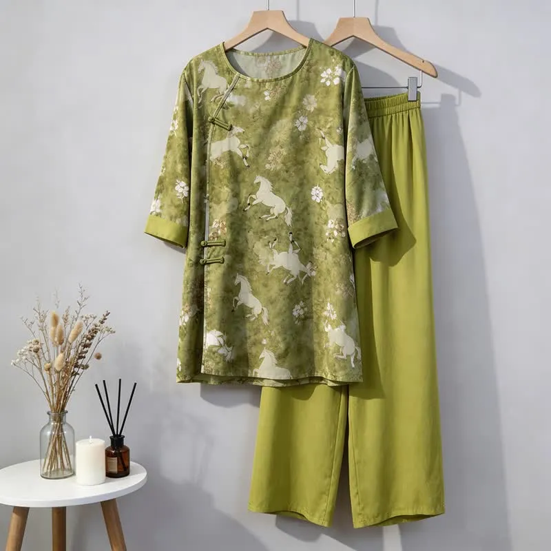 Loungewear-Set mit Pferdeprint im orientalischen Stil